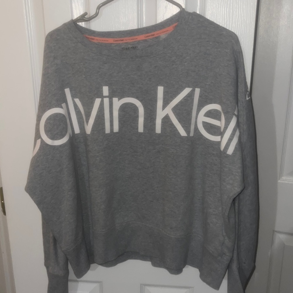 Calvin Klein cropped grey sweatshirt Large